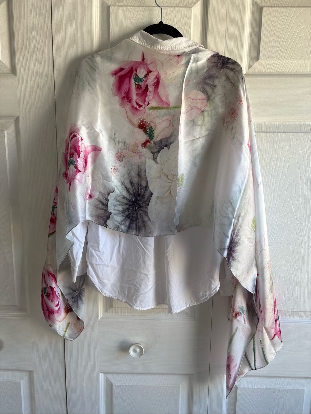 Hand‎ Painted White Silk Scarf Watercolor Pink Lotus Flower Floral Career Preppy